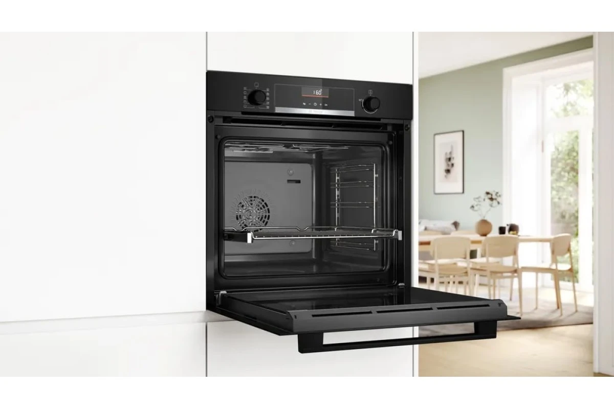 Духовой шкаф Bosch HBG536EB3