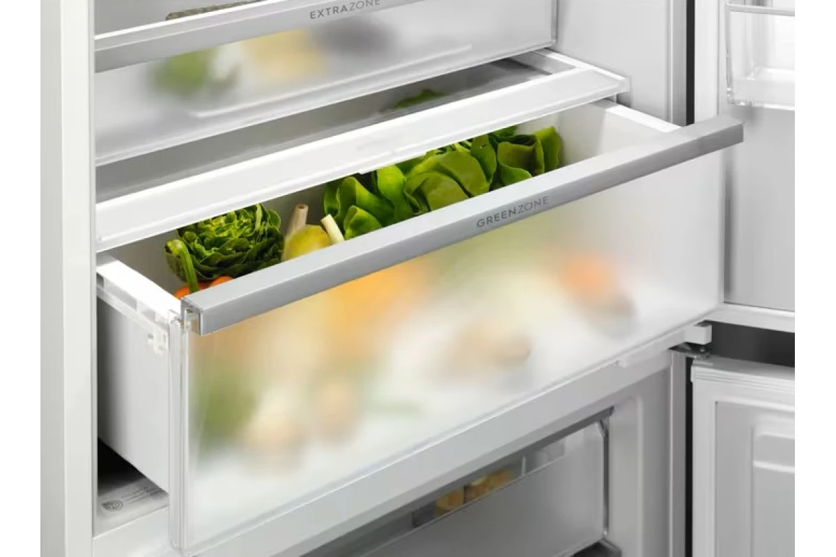 Встраиваемый холодильник Electrolux ENP7TD75S