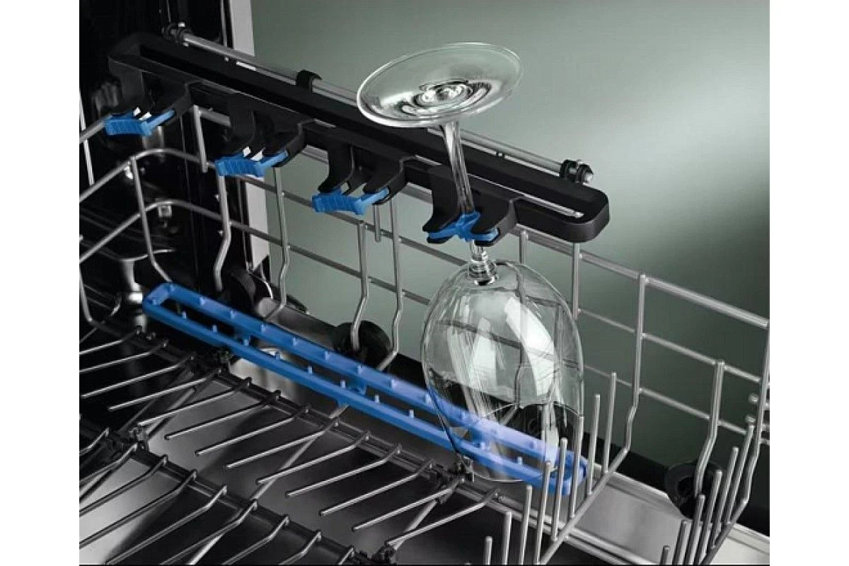 Встраиваемая посудомоечная машина Electrolux EEG47300L