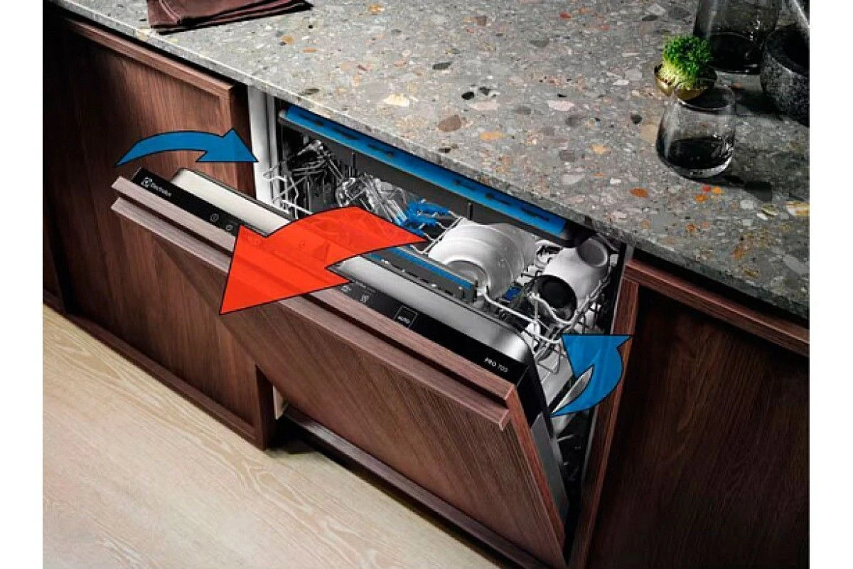 Встраиваемая посудомоечная машина Electrolux EEM48300L