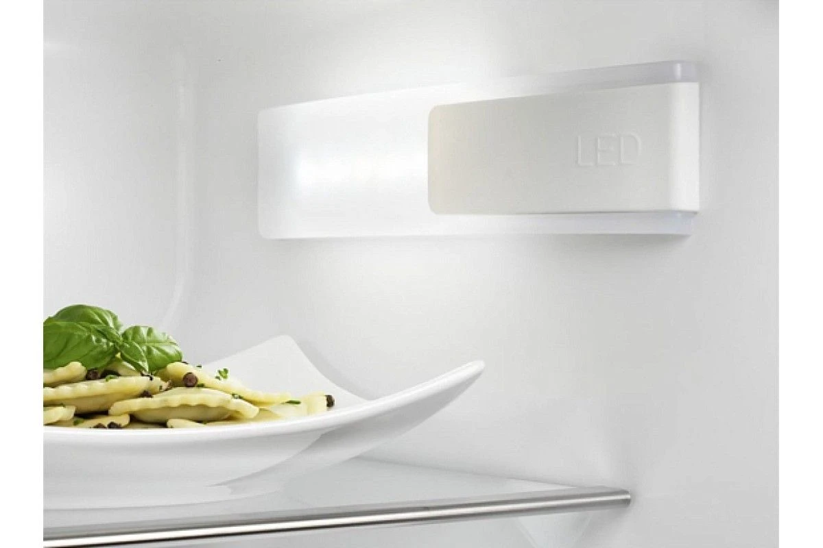 Встраиваемый холодильник Electrolux LRS4DF18S