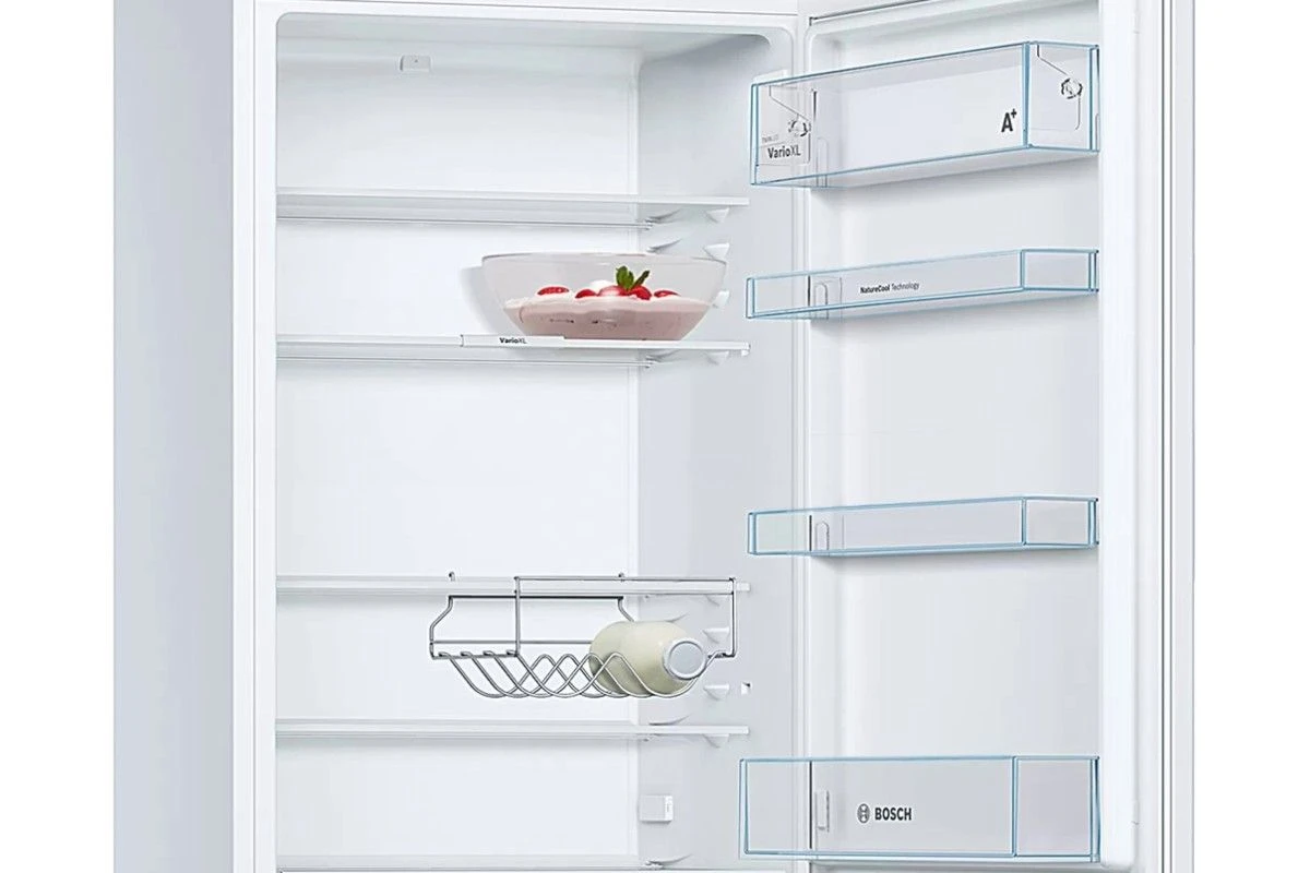 Двухкамерный холодильник Bosch KGE39XW21R