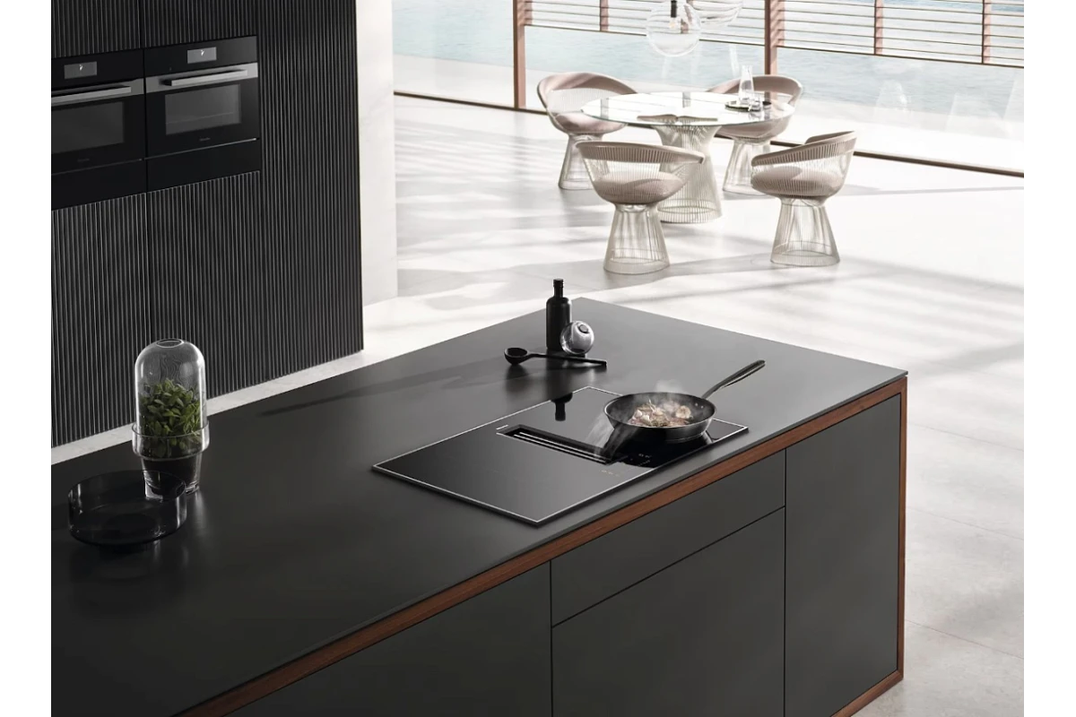 Индукционная варочная панель Miele KMDA 7473 FR-A