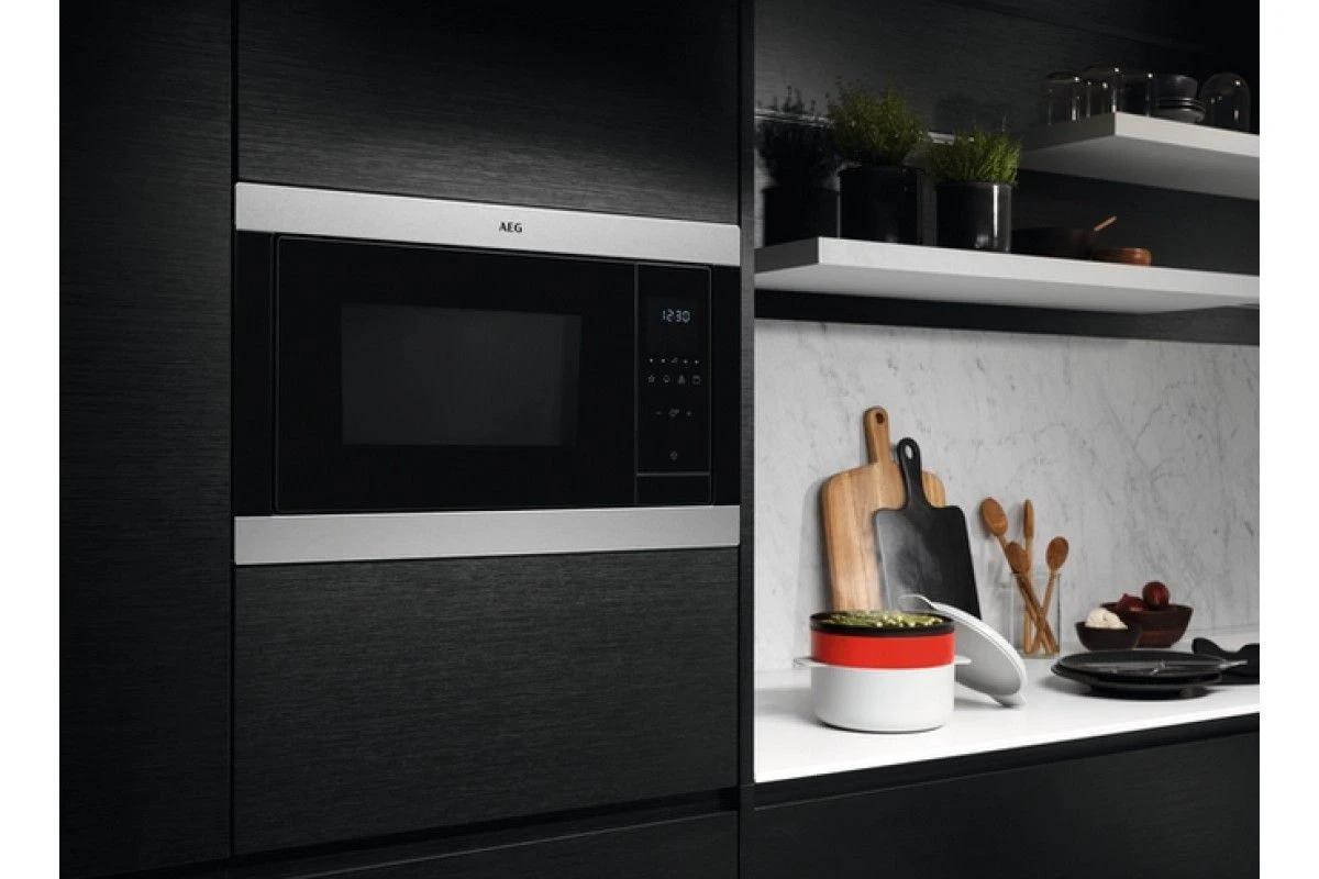 Встраиваемая микроволновая печь AEG TB6SM171DB