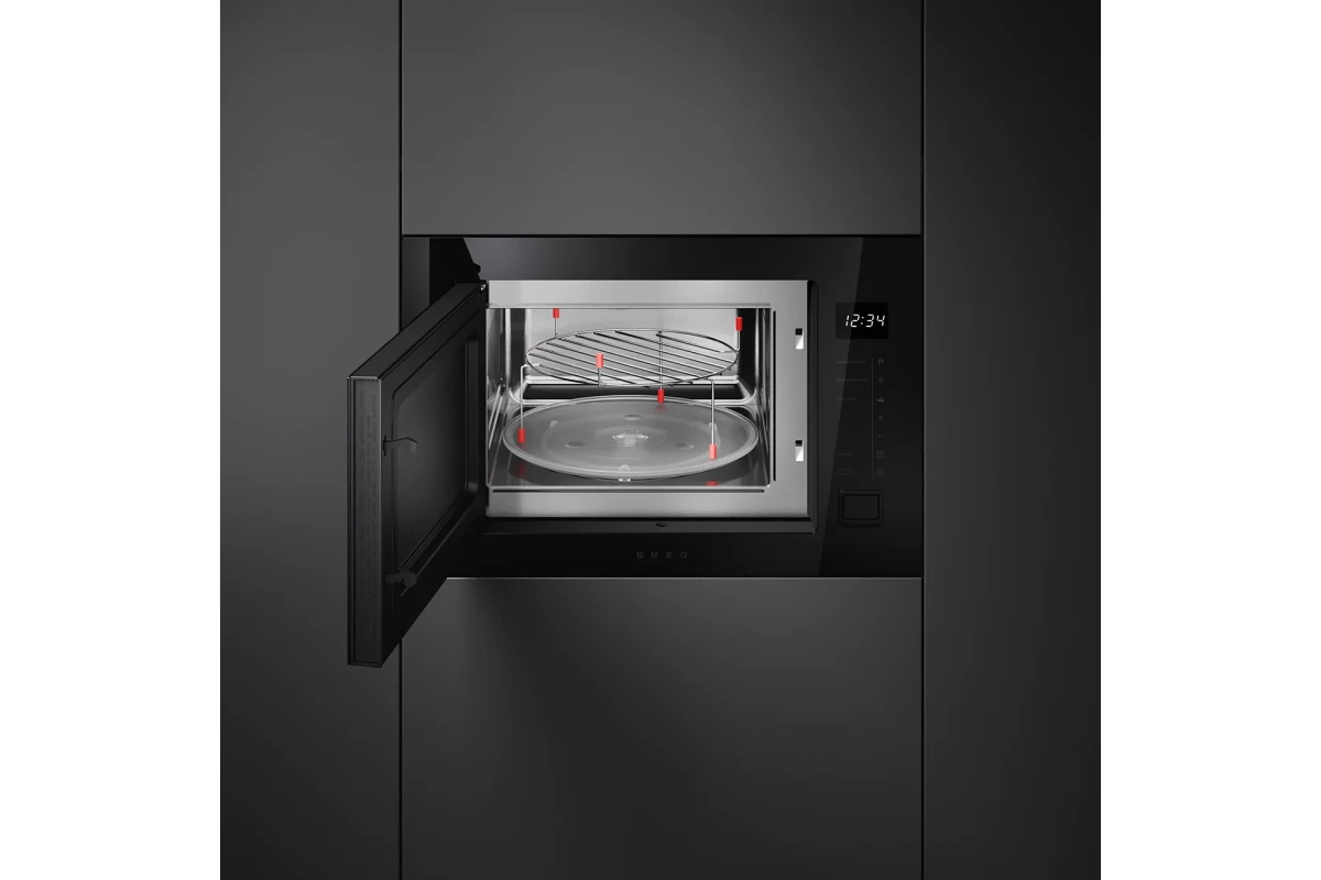 Встраиваемая микроволновая печь Smeg FMI225BI