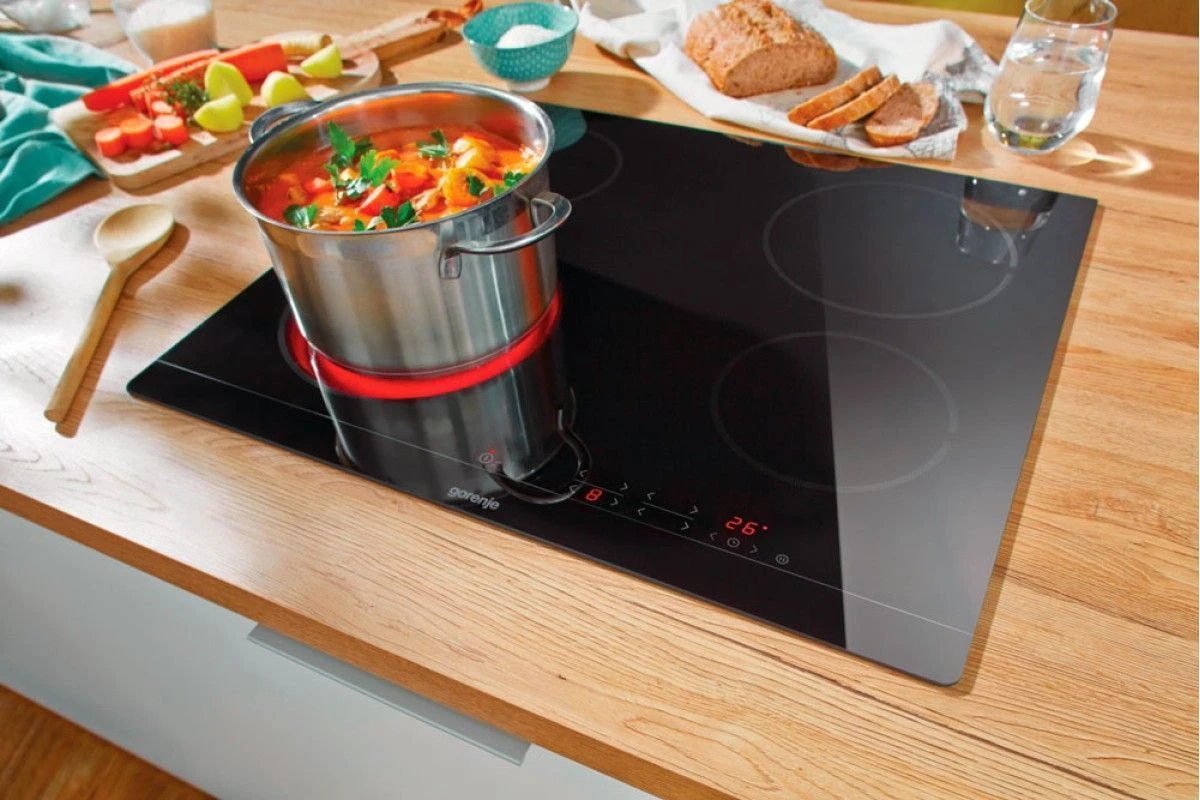 Независимая стеклокерамическая варочная панель Gorenje ECT641BSC