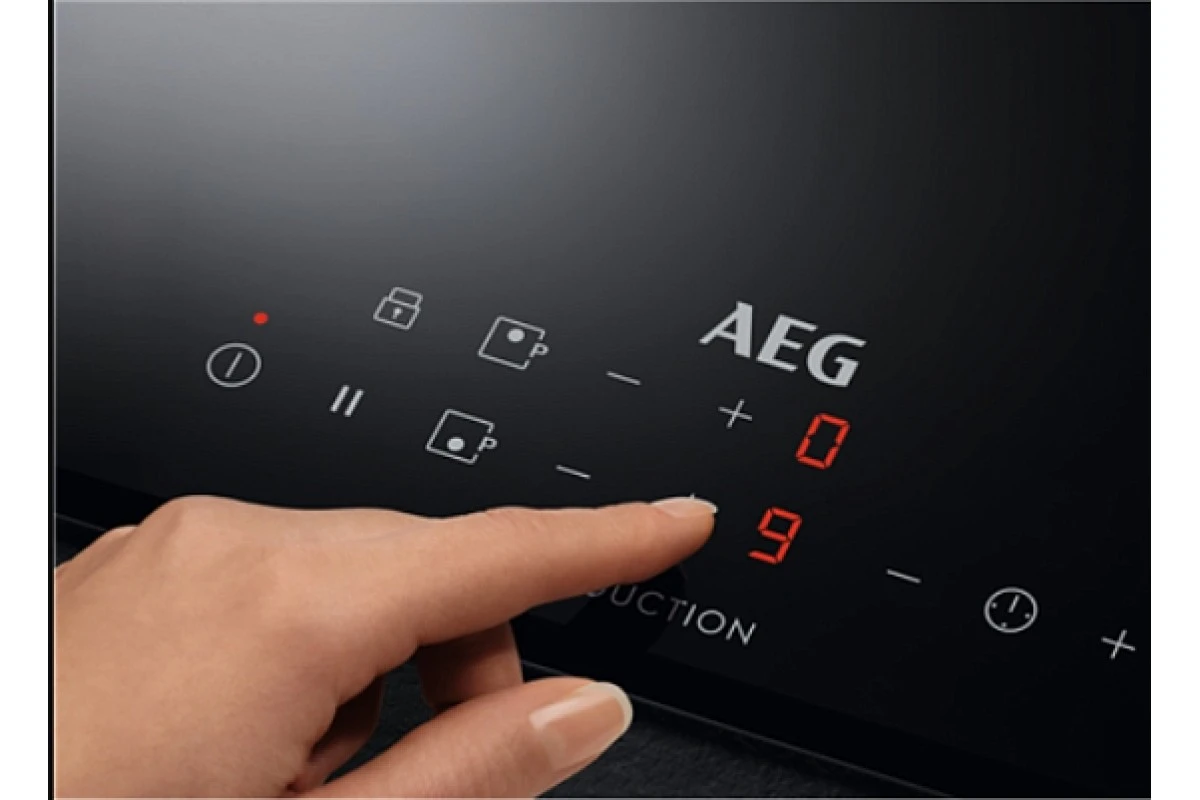 Варочная панель AEG IKB32300CB