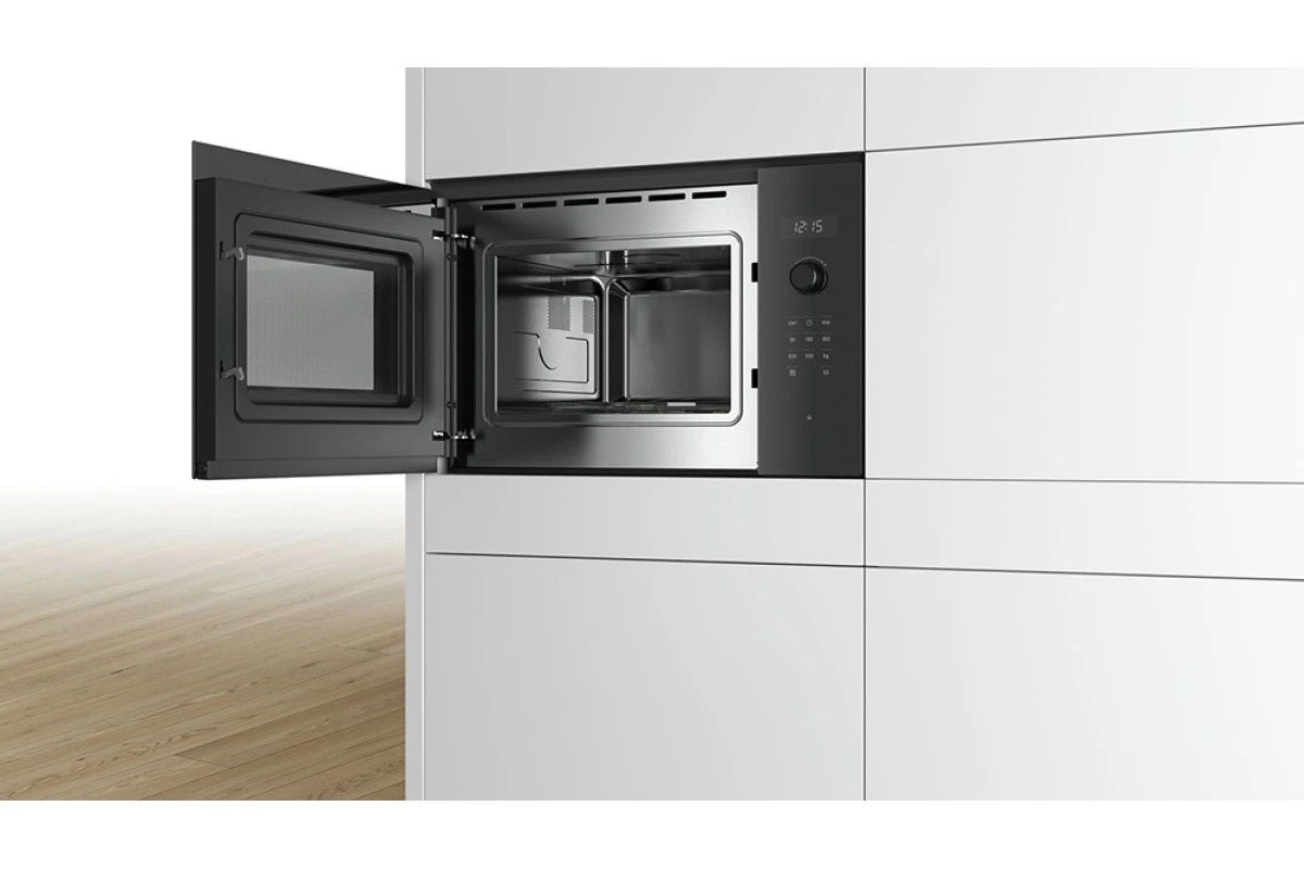 Встраиваемая микроволновая печь Bosch BFL554MB0