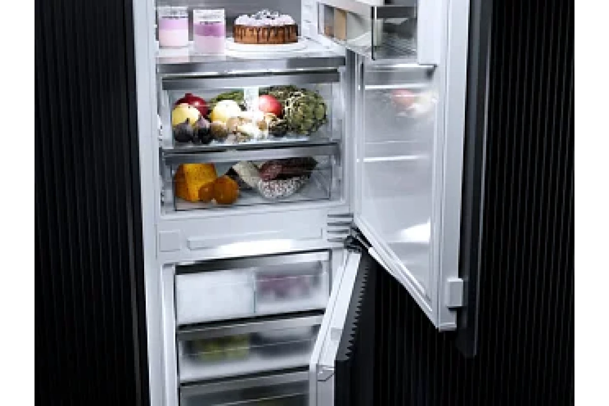 Встраиваемый холодильник Miele KFN 7774 D