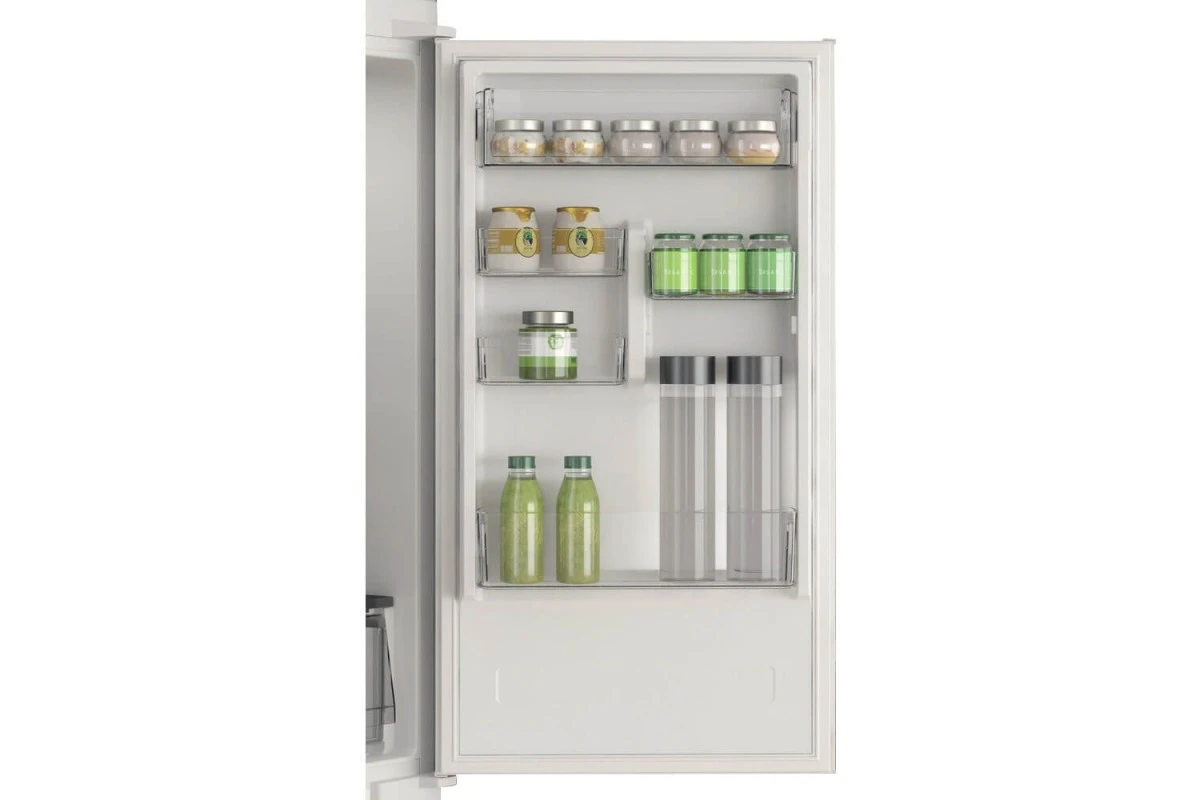 Встраиваемый холодильник Whirlpool WHC18 T132