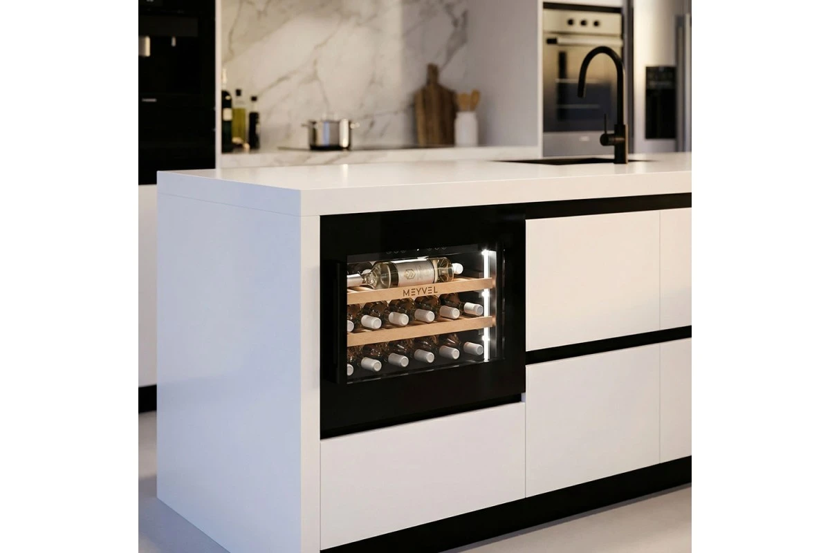 Винный шкаф Meyvel MV19PRO-KBB1