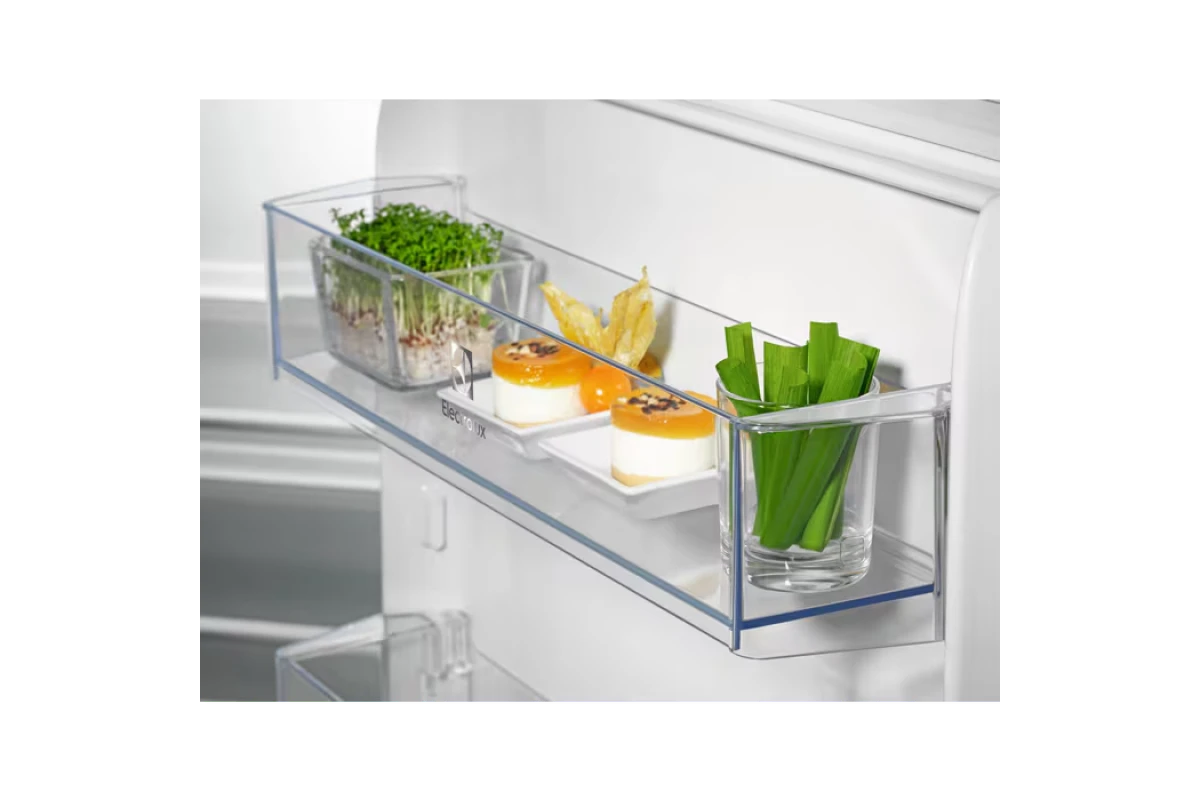 Встраиваемый холодильник Electrolux KRD6DE18S1