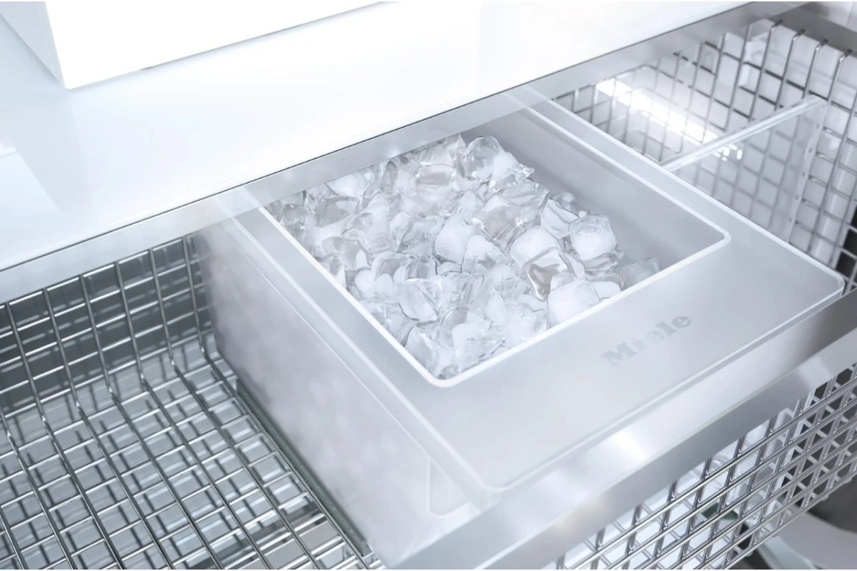 Встраиваемый морозильник Miele F 2413 Vi MasterCool