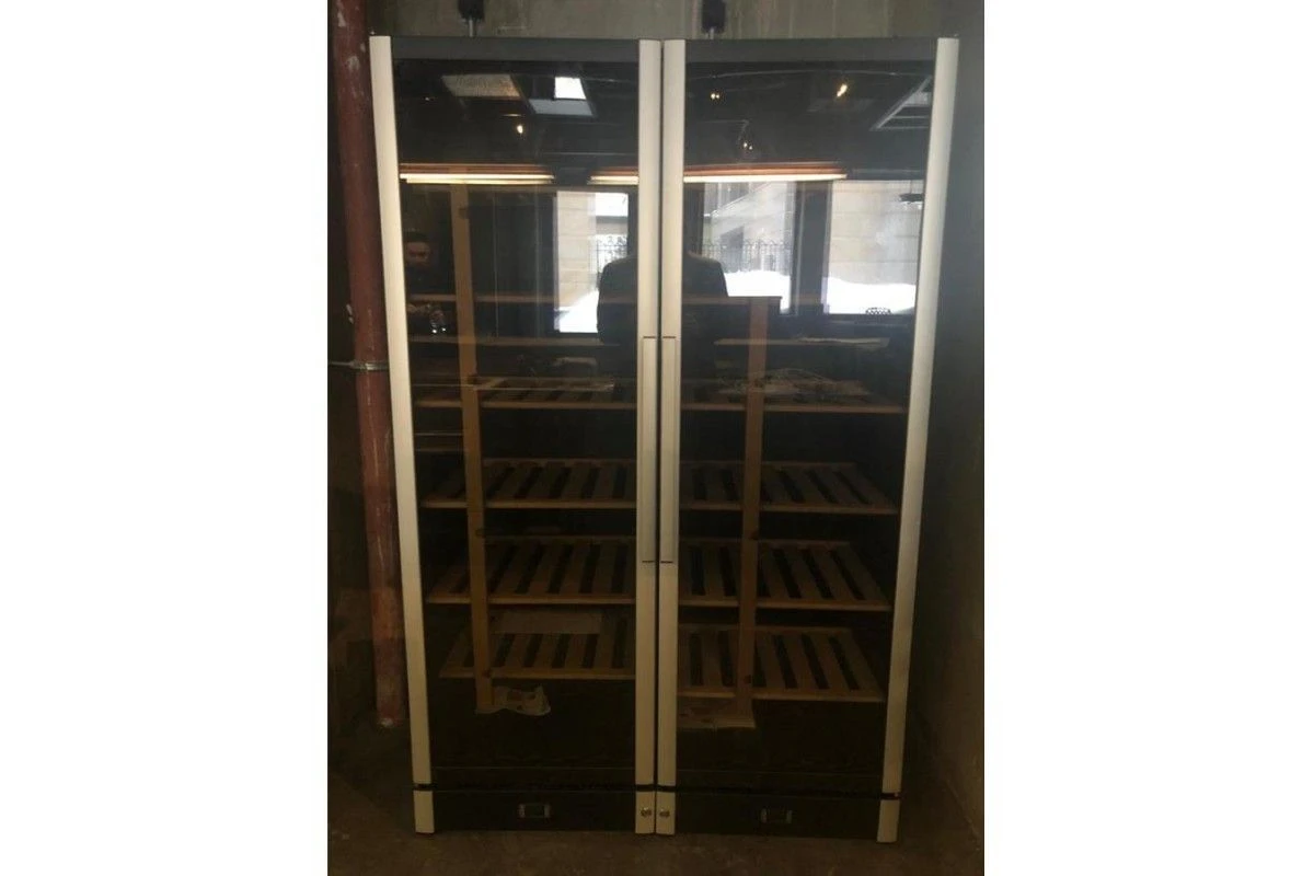 Винный шкаф Vestfrost Solutions W 185 B