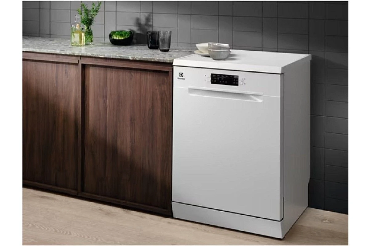 Посудомоечная машина Electrolux ESA47200SW
