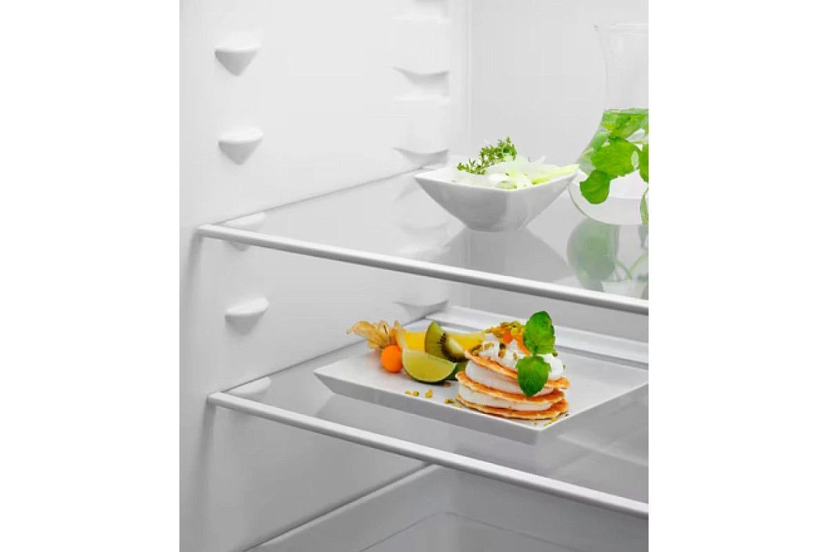 Встраиваемый холодильник Electrolux ENT6NE18S