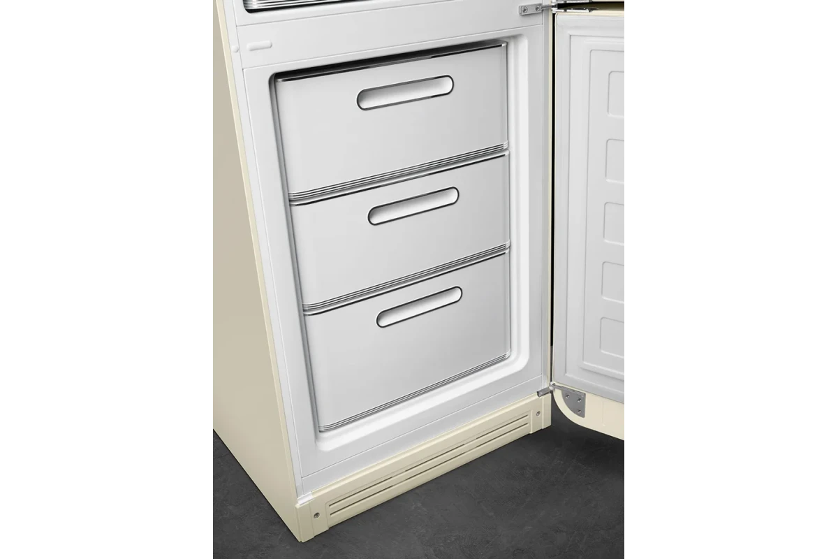 Холодильник Smeg FAB32RCR6