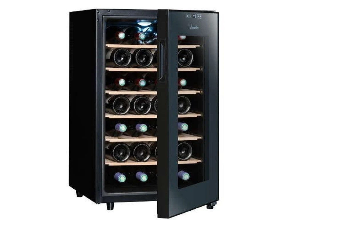 Монотемпературный шкаф La Sommeliere LS28CB