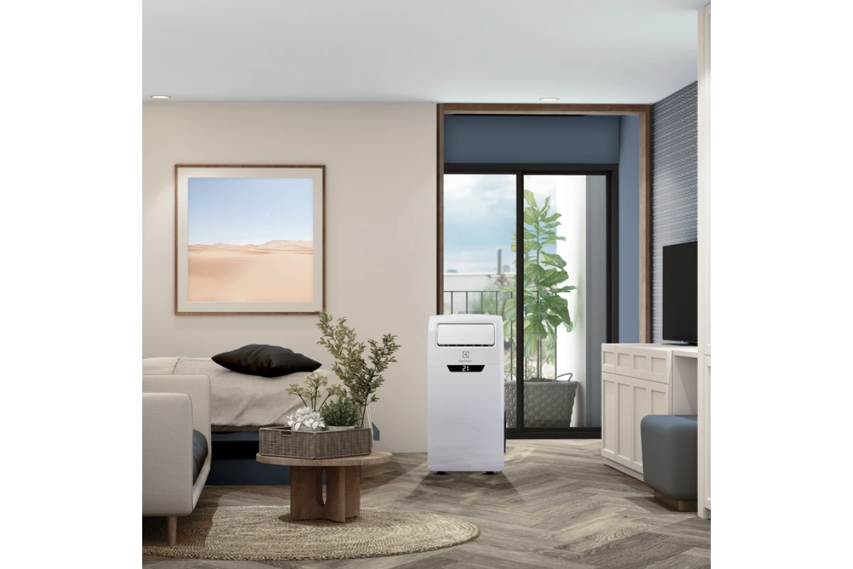 Мобильный кондиционер Electrolux Manhattan EACM-12 FM/N3