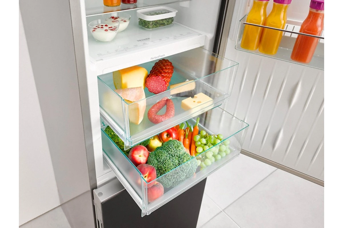 Холодильник Miele KFN16947D ED/CS