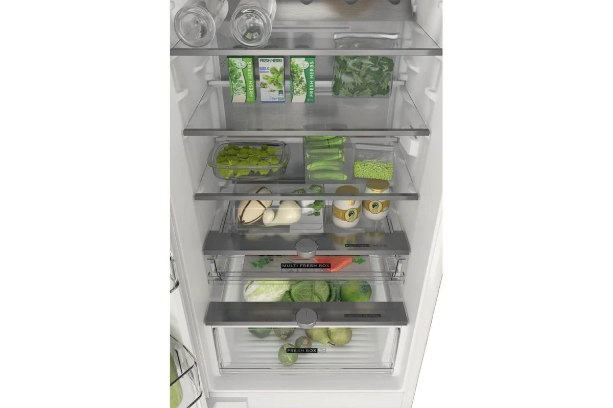 Встраиваемый холодильник Whirlpool WHC20 T352