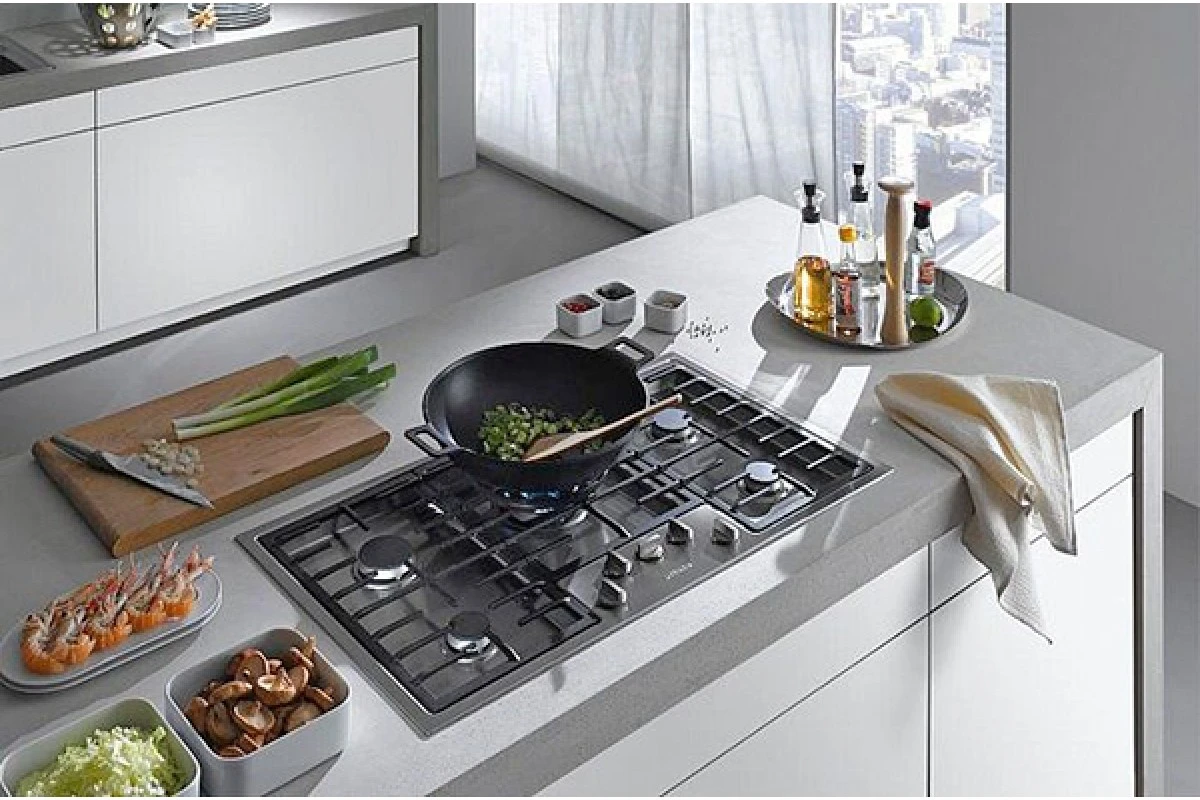 Газовая варочная панель Miele KM2356