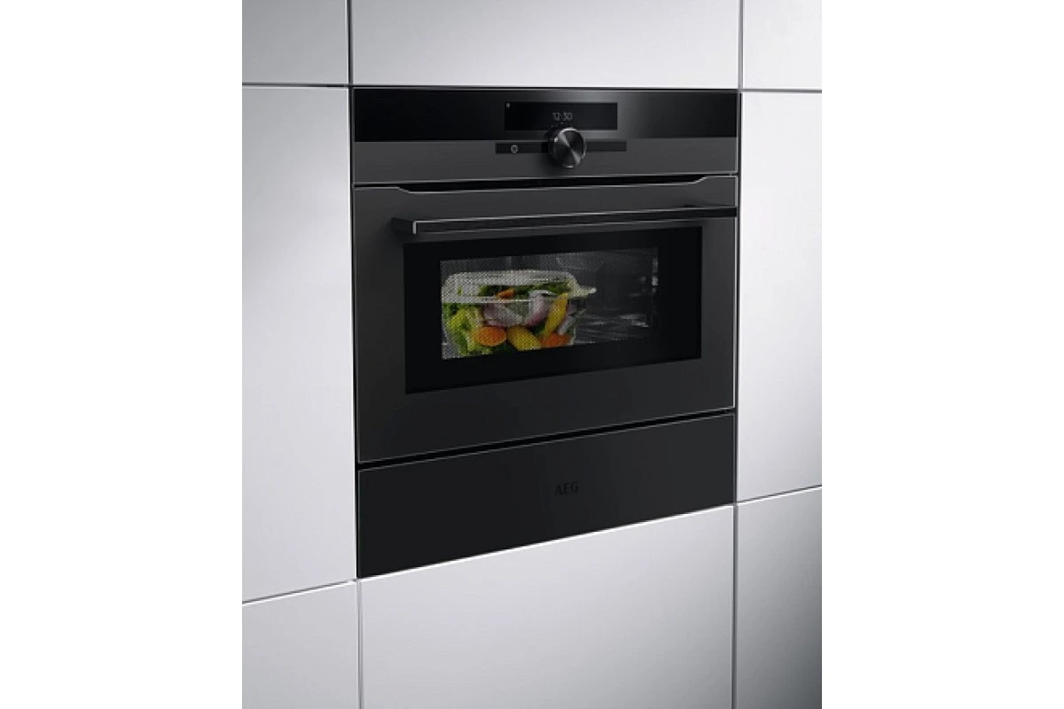 Компактный духовой шкаф AEG KMK968000T