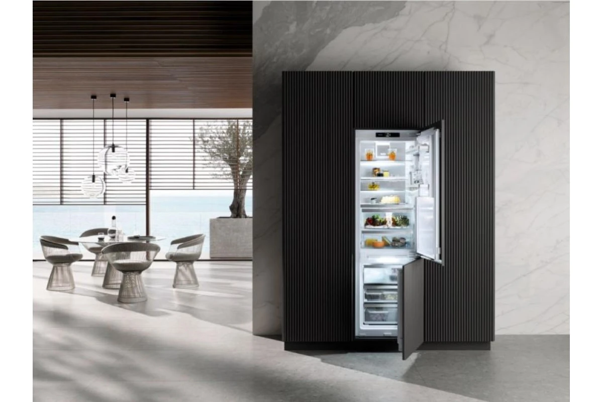 Встраиваемый холодильник Miele KFN 7795 D