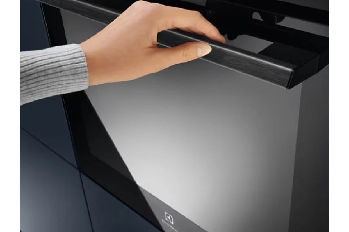 Духовой шкаф Electrolux EOD6C77H