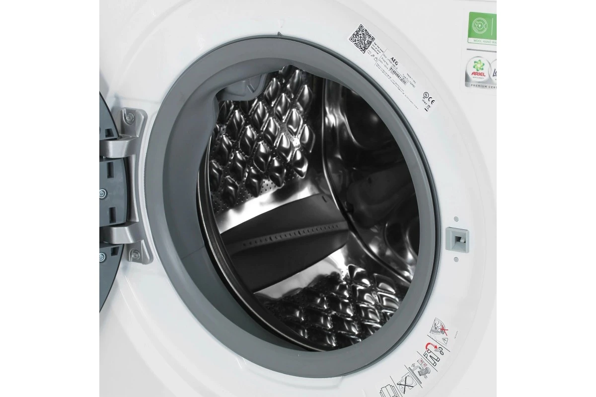 Стиральная машина AEG LFR95146SUE