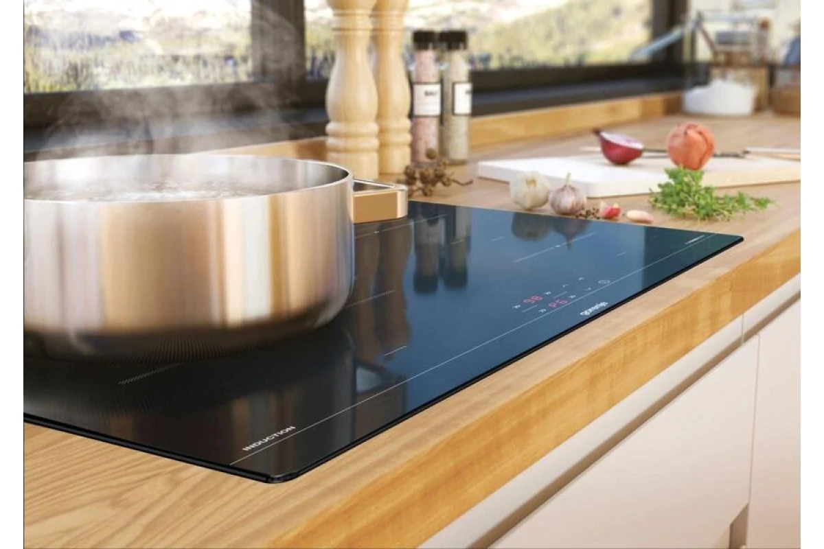 Независимая индукционная варочная панель Gorenje IT64ASC