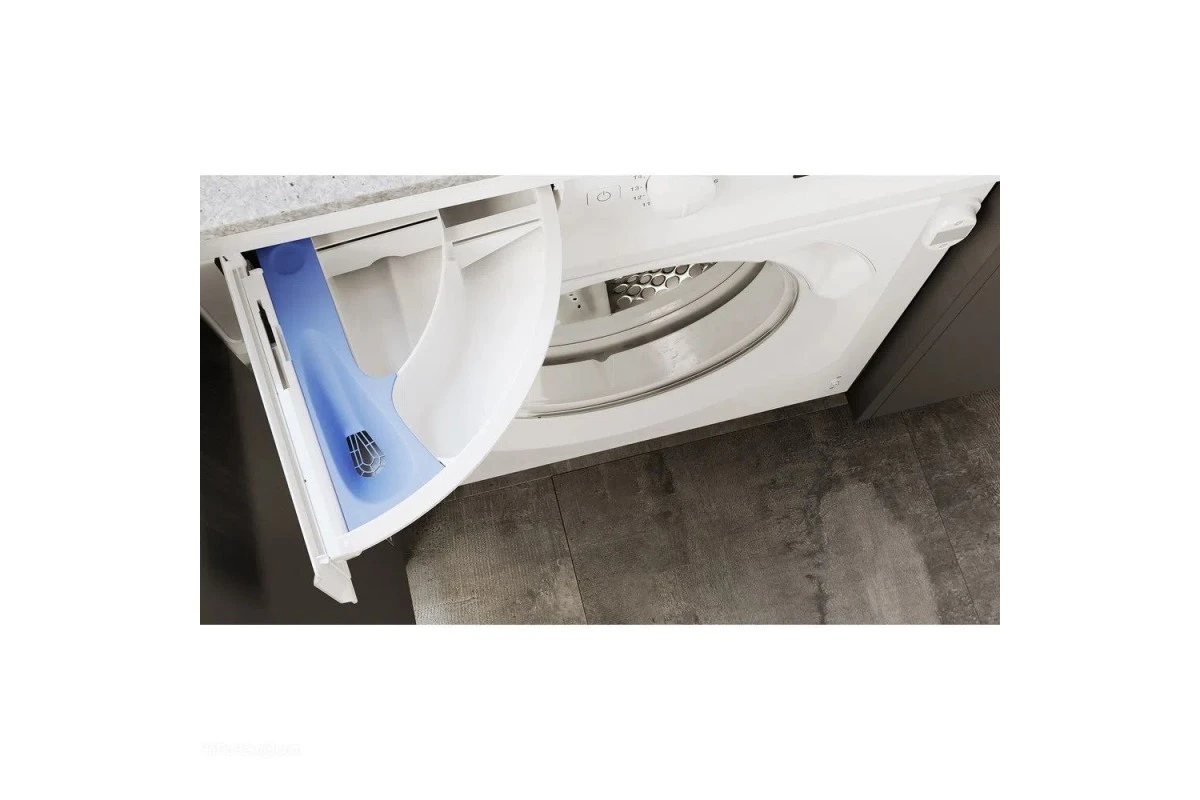 Стиральная машина Hotpoint-Ariston BI WMHG 81484 EU