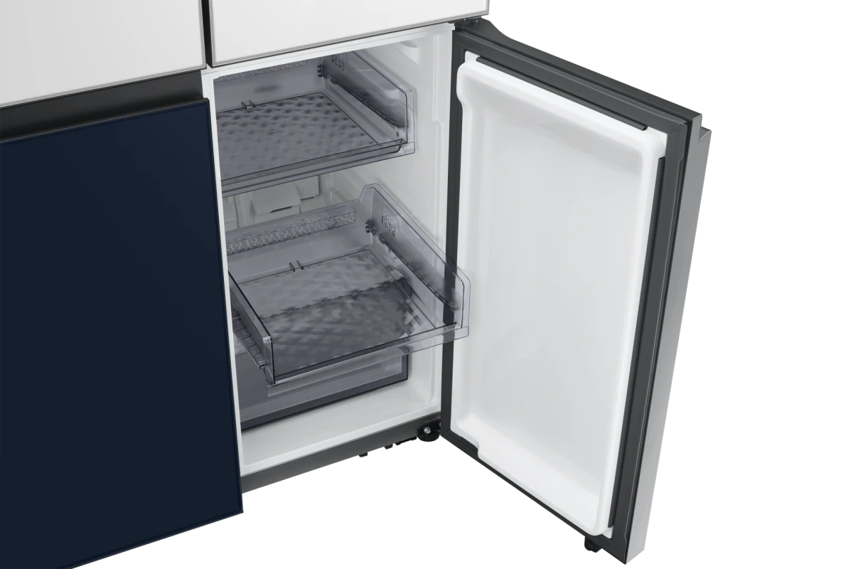Многодверный холодильник Samsung Bespoke RF9000AZ c Triple Cooling RF60A91R18A/WT