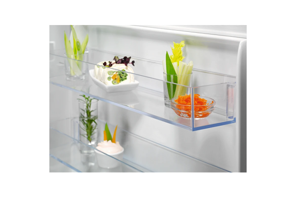 Встраиваемый холодильник Electrolux LNS5LE18S