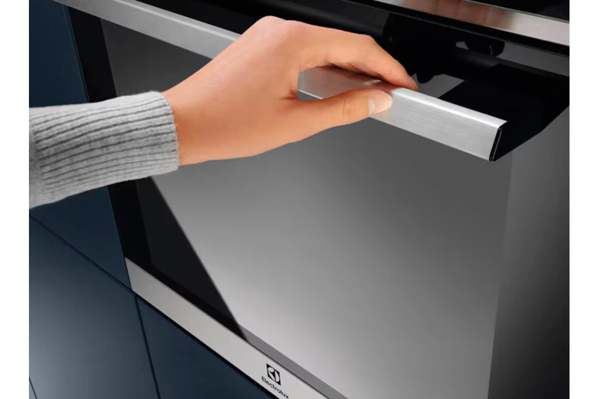 Духовой шкаф Electrolux EOF6P76X2