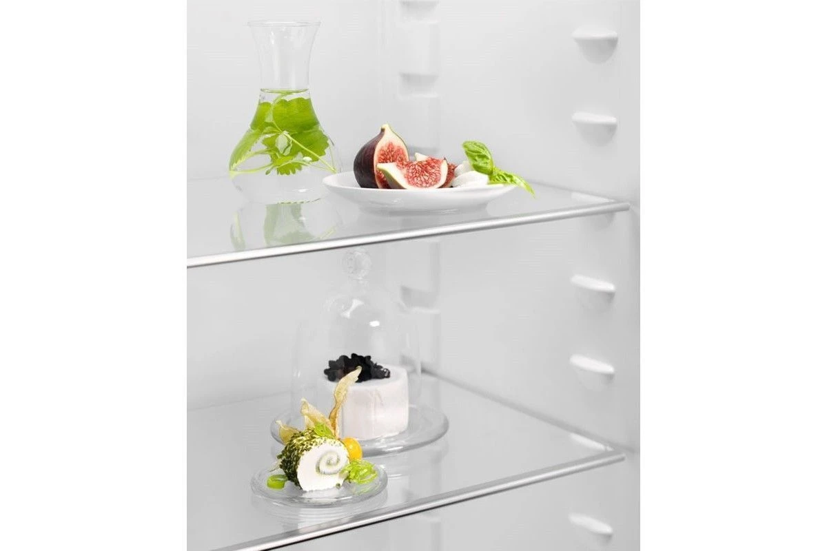 Встраиваемый холодильник Electrolux LRB3AE12S