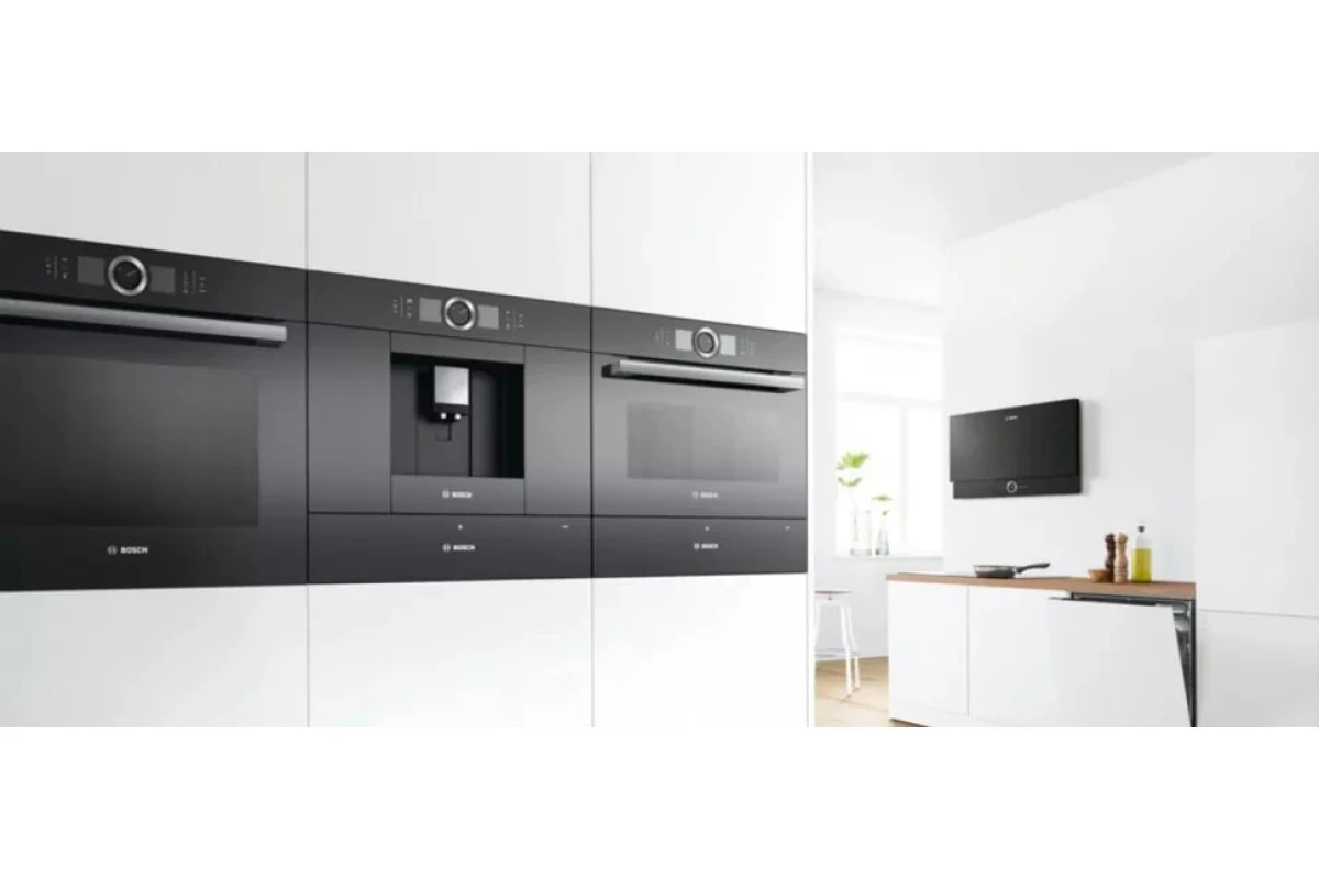Духовой шкаф Bosch HMG8764C7