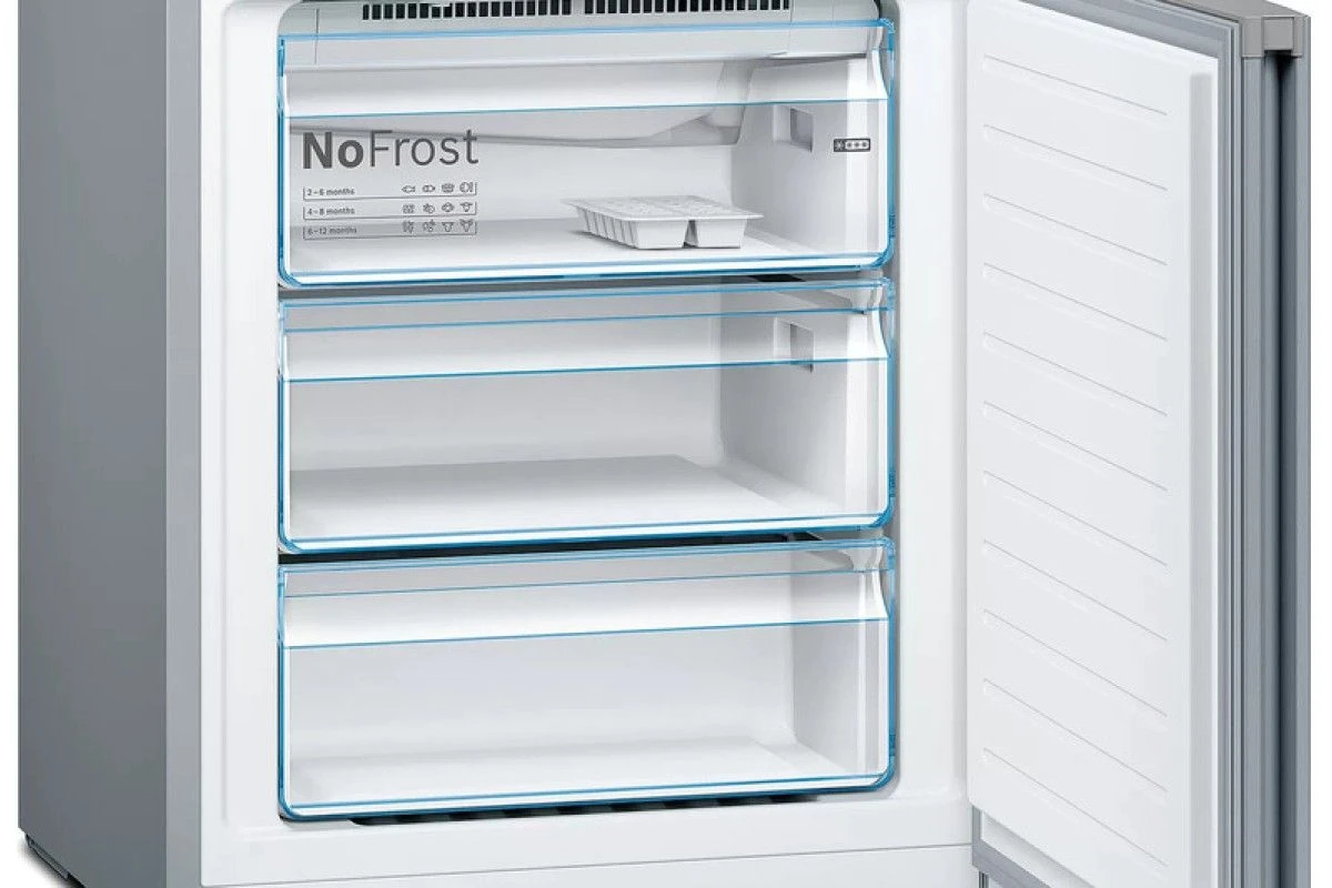 Двухкамерный холодильник Bosch KGN49XLEA