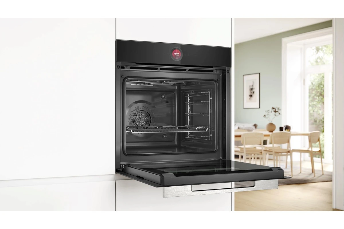 Духовой шкаф Bosch HBG7241B2