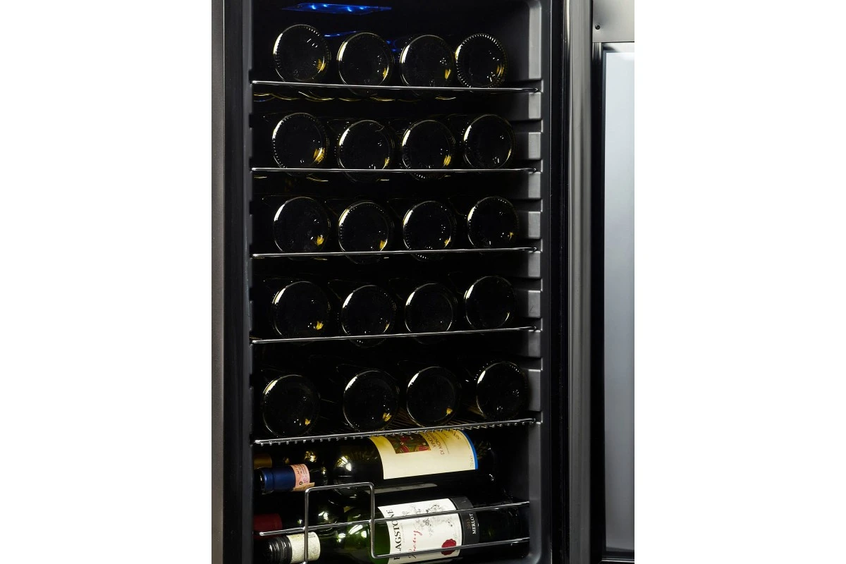 Однозонный шкаф Vinosafe VSF24AM