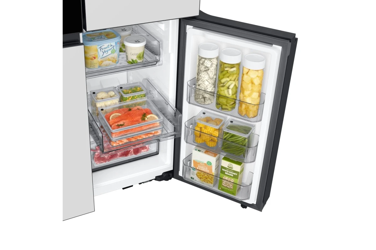 Многодверный холодильник Samsung RF65DB970012WR Bespoke с Beverage Center™