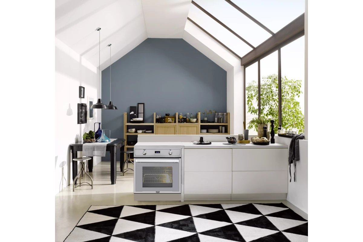 Многофункциональный электрический духовой шкаф DeLonghi SLM 9 RUS