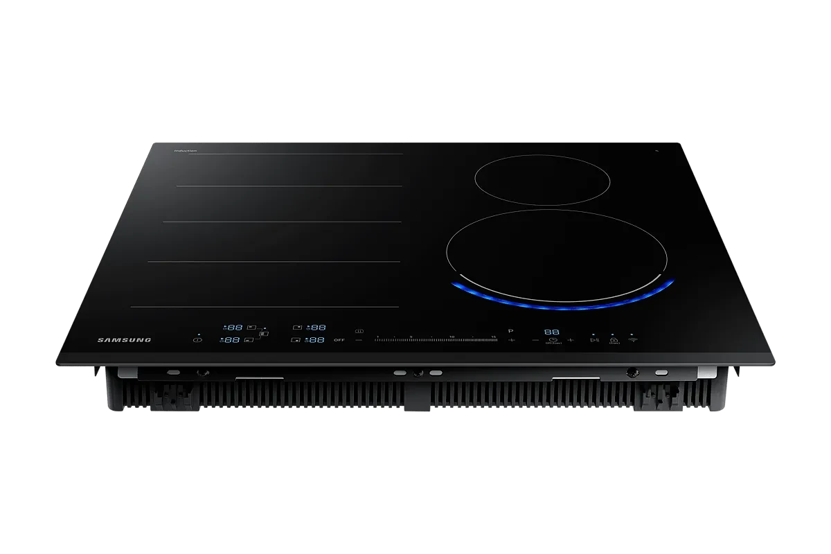 Индукционная панель Samsung NZ64R9777GK с технологией Virtual Flame™