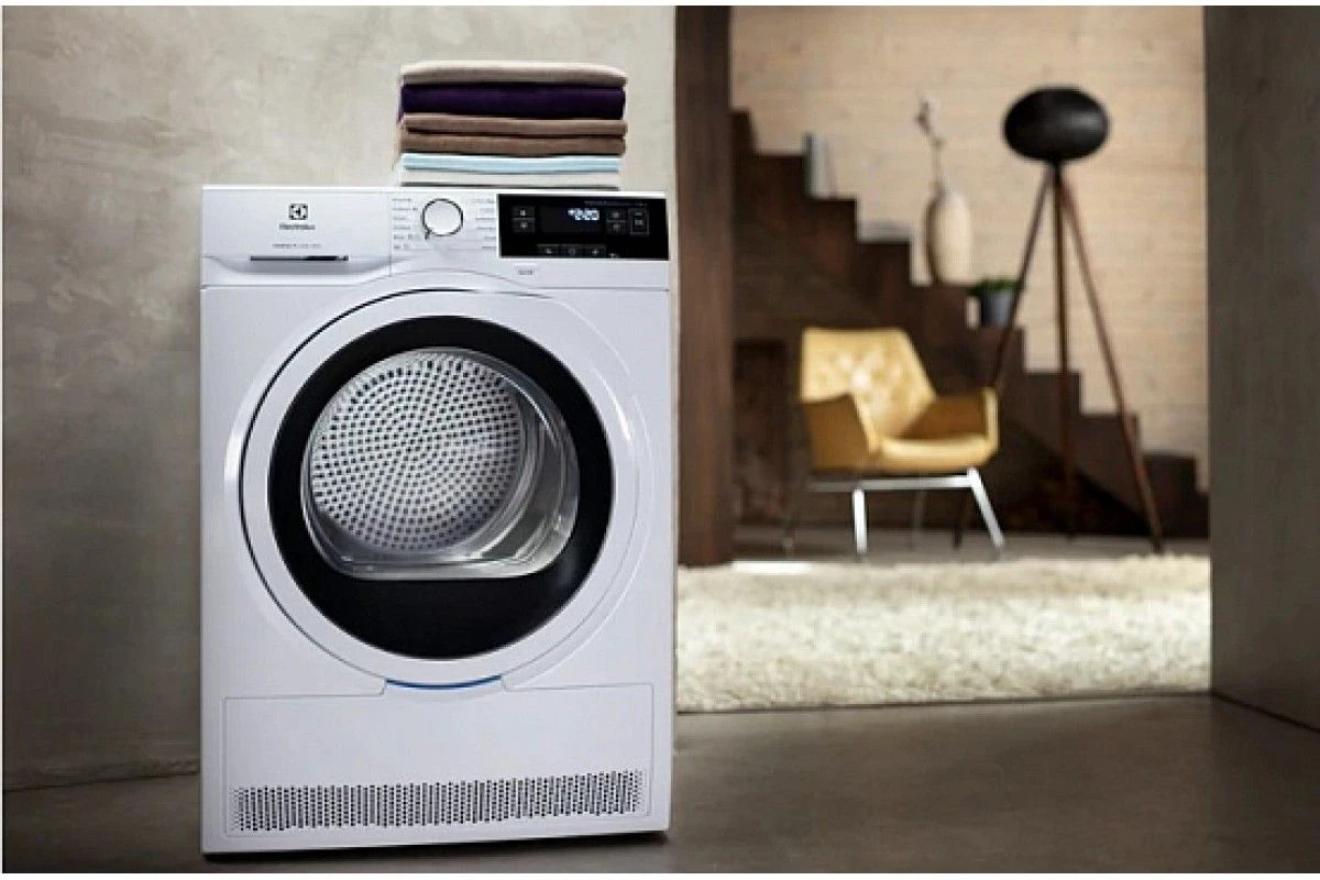 Сушильная машина Electrolux EW8HR359S