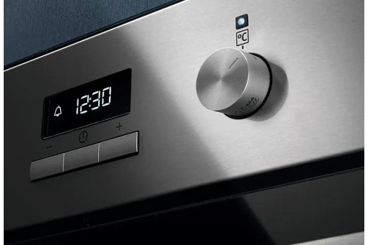 Духовой шкаф Electrolux KOF3C70X
