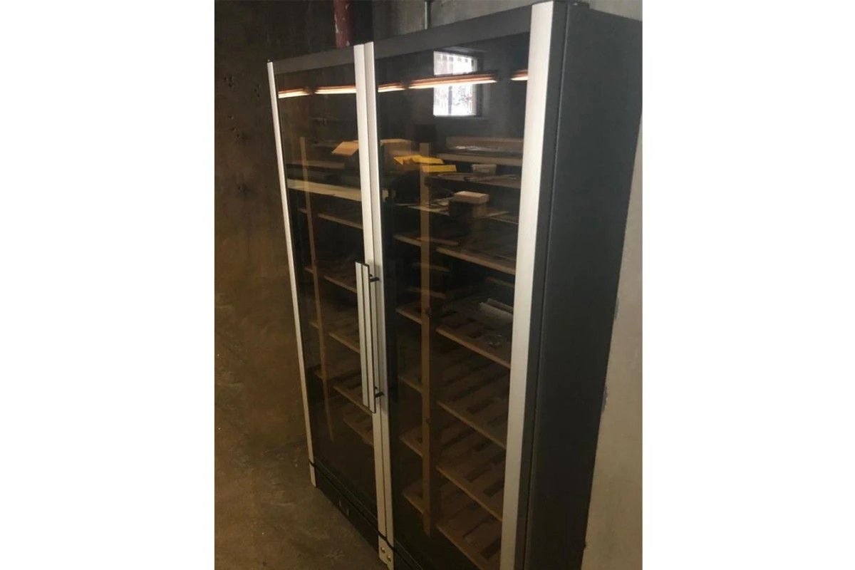 Винный шкаф Vestfrost Solutions W 185 S
