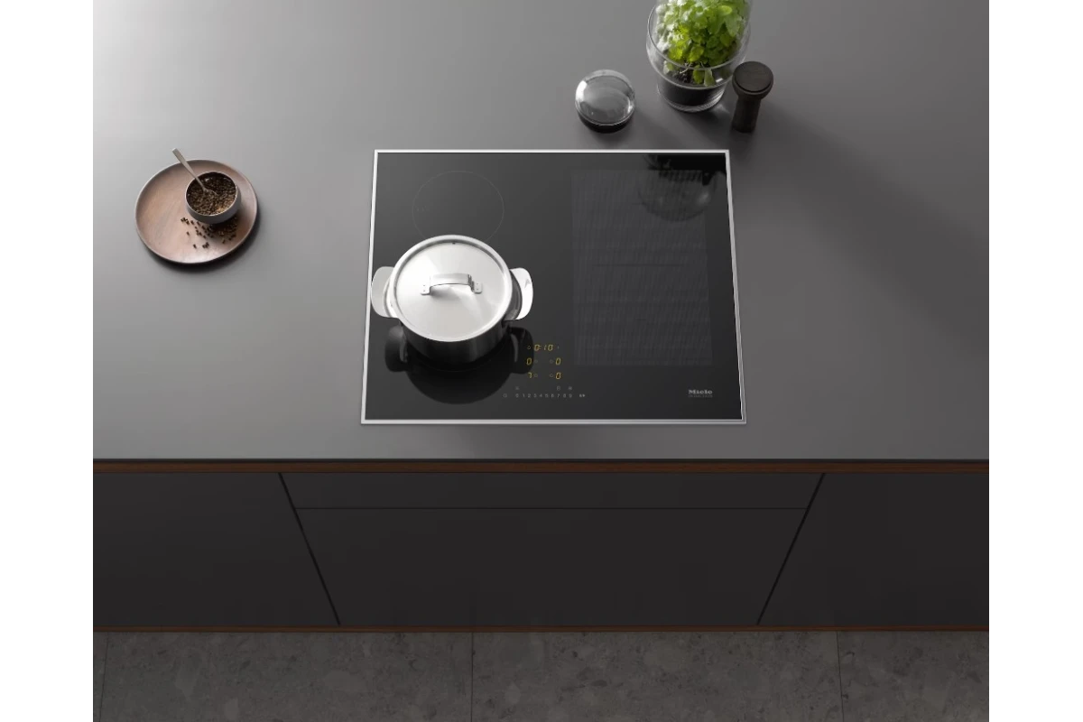Индукционная варочная панель Miele KM 7466 FR 125 Edition