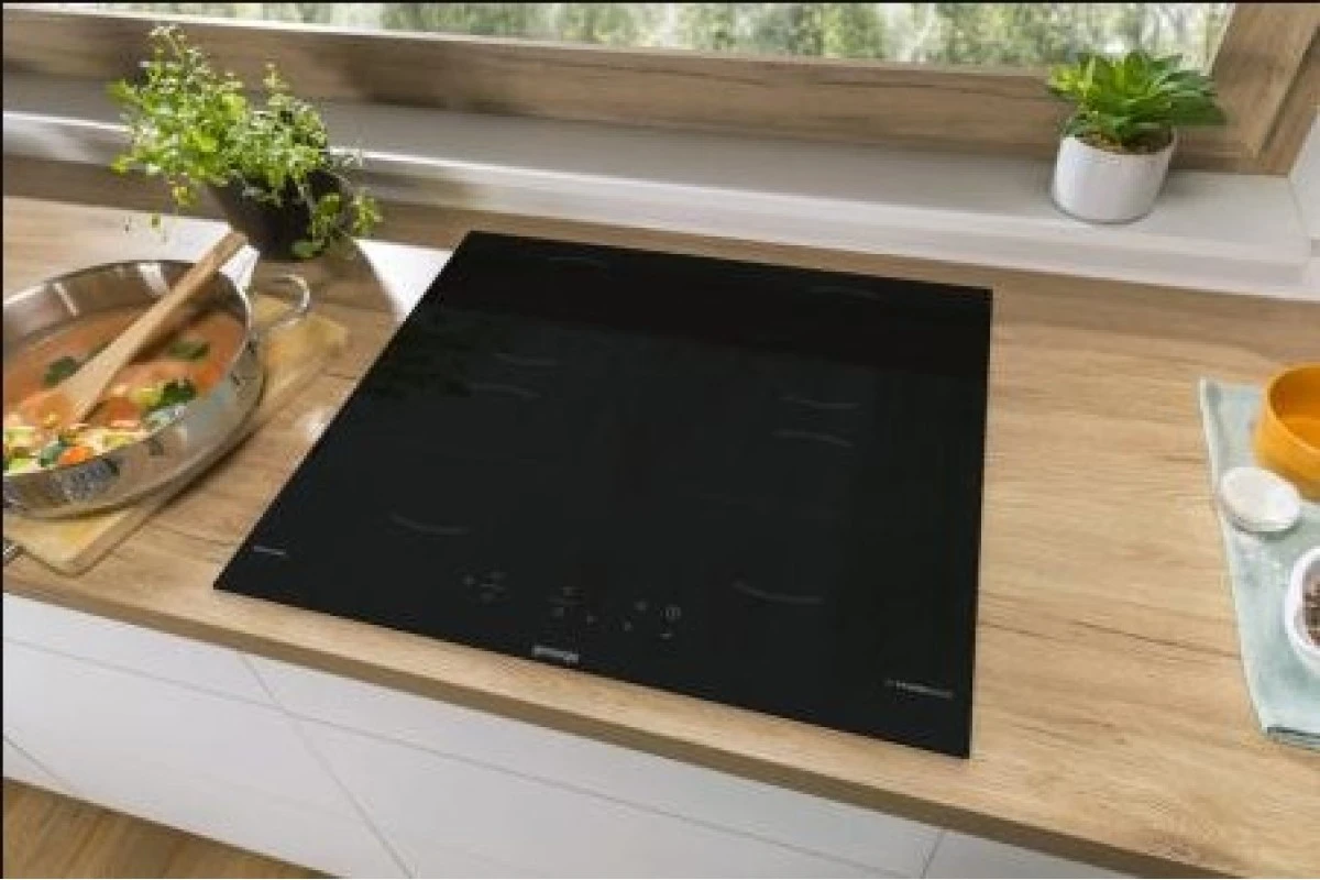 Независимая индукционная варочная панель Gorenje GI6401BSCE