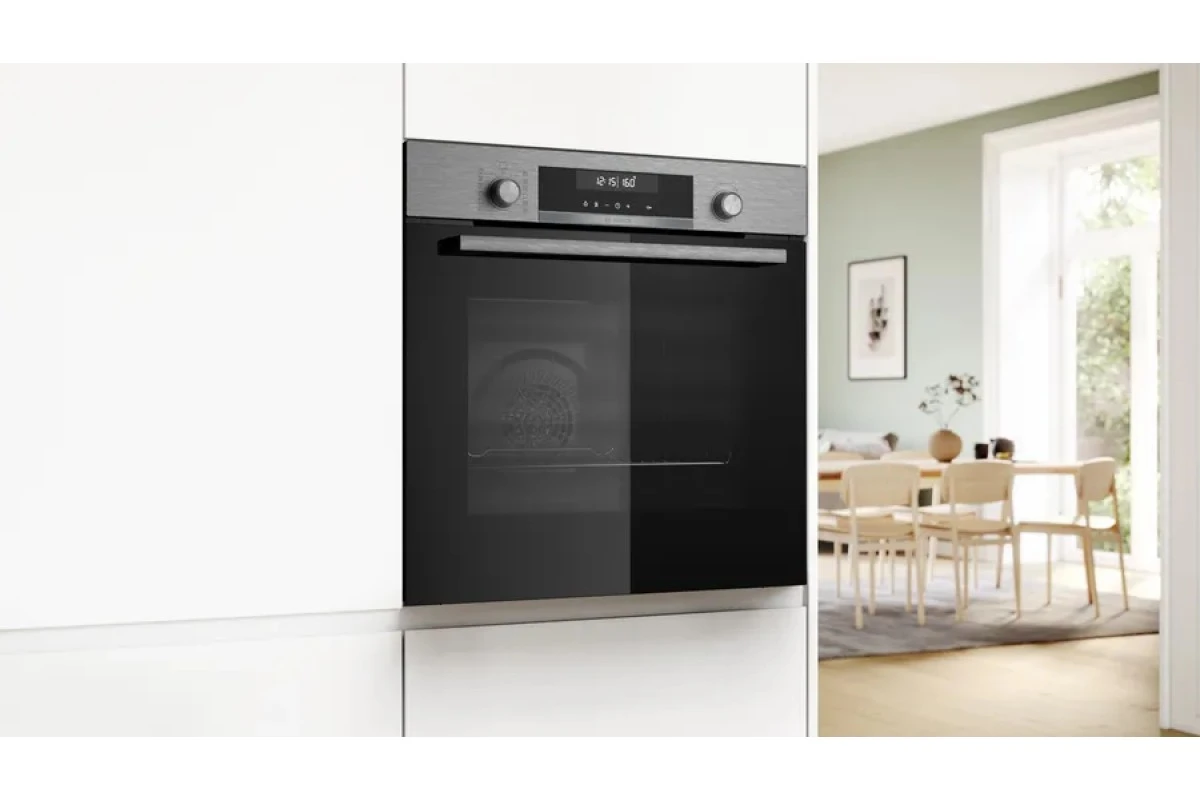 Духовой шкаф Bosch HBG578BS3
