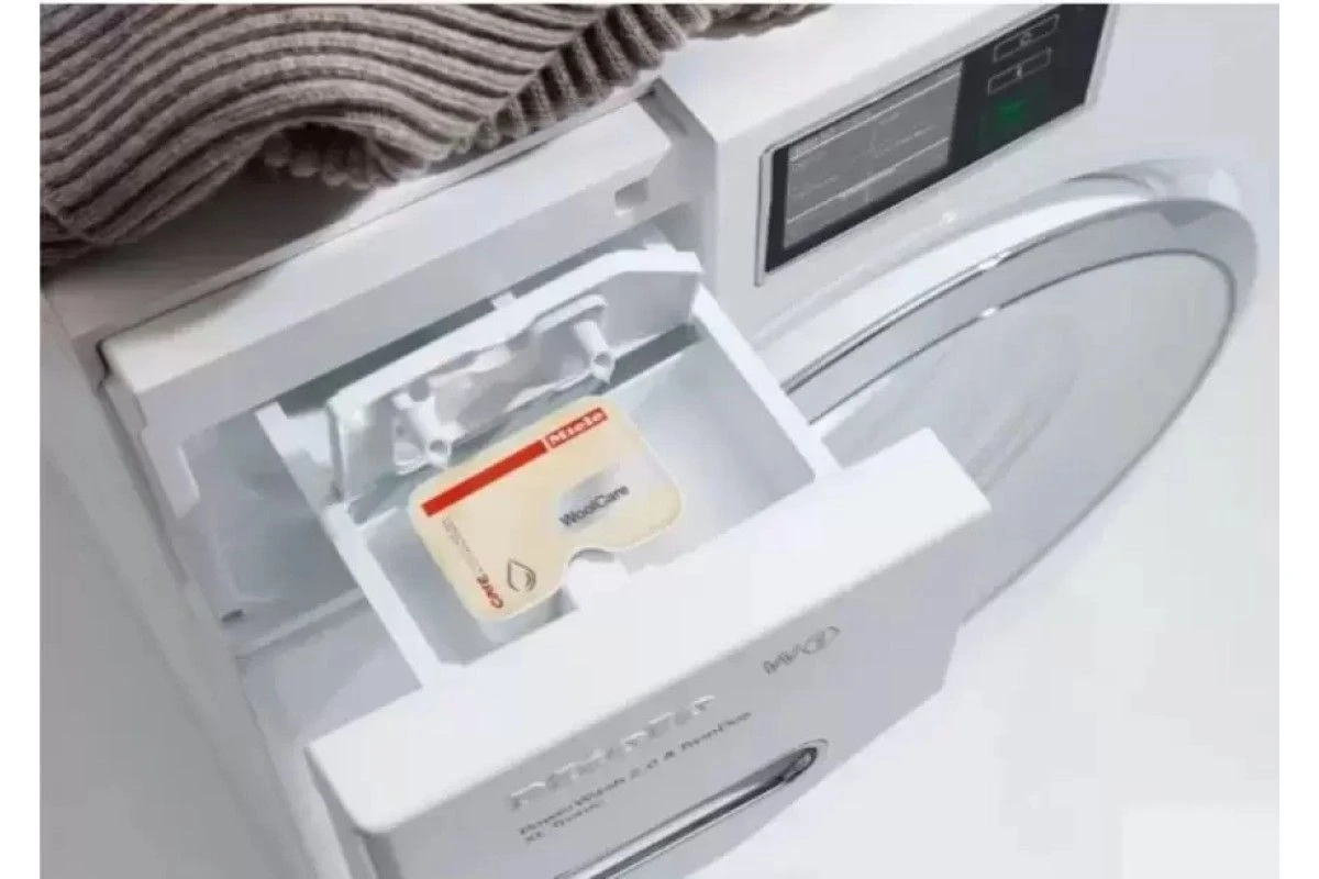 Стиральная машина Miele WEG365 WCS